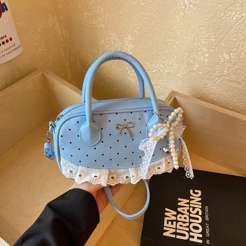 Sweet Polka Dot Bow Lace Shoulder Bags for Women Korean Versatile Girls Pu Crossbody Bowling Bag Cute Portable Ladies Handbag
Sweet Polka Dot Bow Lace Shoulder Bags for Women Korean Versatile Girls Pu Crossbody Bowling Bag Cute Portable Ladies Handbag