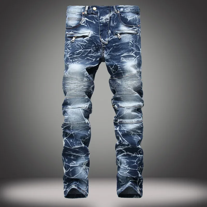 European and American Nostalgic Straight-leg Jeans with Vintage Biker Style Prints, Men's Individualistic Long Pants.
European and American Nostalgic Straight-leg Jeans with Vintage Biker Style Prints, Men's Individualistic Long Pants.