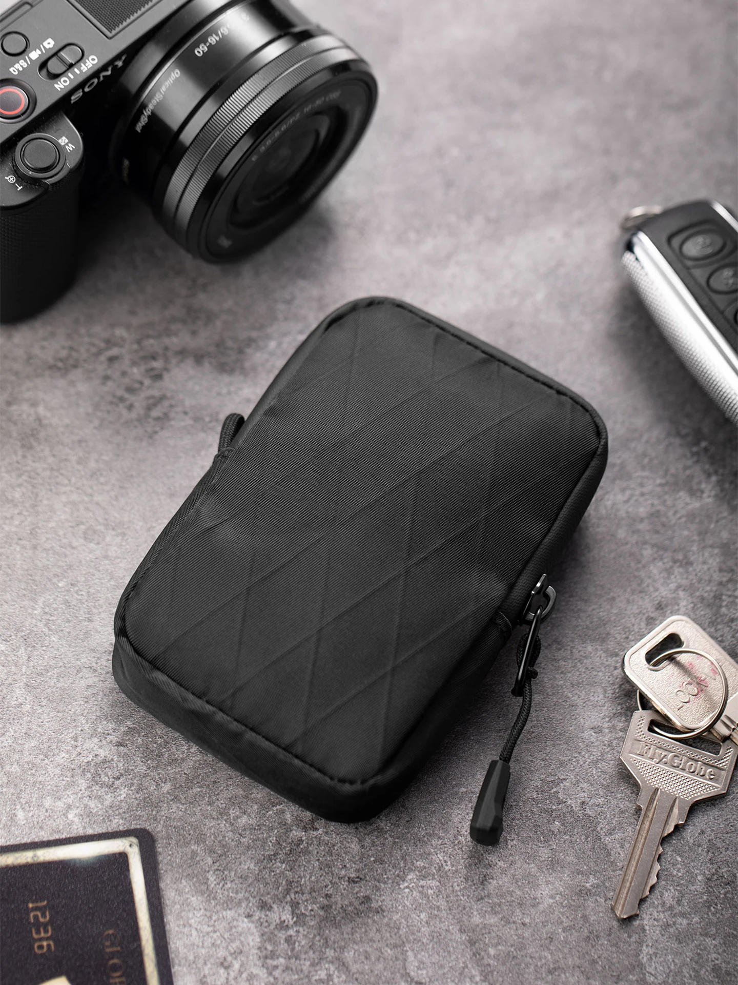 2025 New Multifunctional Outdoor Portable Keychain Earphone Coin Purse Small Tactical Storage Bag for Travel And Leisure
2025 New Multifunctional Outdoor Portable Keychain Earphone Coin Purse Small Tactical Storage Bag for Travel And Leisure