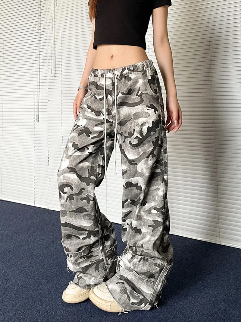 Retro American Camouflage Paratrooper Pants Men's Loose Design Sense Micro Flared Workwear Long Trousers Bla White Denim Jeans
Retro American Camouflage Paratrooper Pants Men's Loose Design Sense Micro Flared Workwear Long Trousers Bla White Denim Jeans