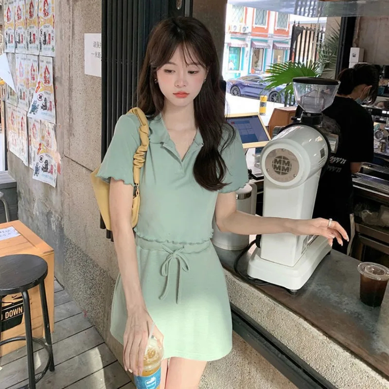 Femme Summer Korean Fashion Button Solid Color Polo Collar Women Clothing Simplicity Ruffles Appear Thin Sleeveless Slim Suit
Femme Summer Korean Fashion Button Solid Color Polo Collar Women Clothing Simplicity Ruffles Appear Thin Sleeveless Slim Suit