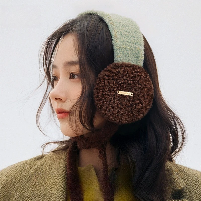 New Head-mounted Earmuffs Winter Fashionable Double Color Matching Soft Comfortable Plush Warm Ear Bag Woman Girl 
New Head-mounted Earmuffs Winter Fashionable Double Color Matching Soft Comfortable Plush Warm Ear Bag Woman Girl