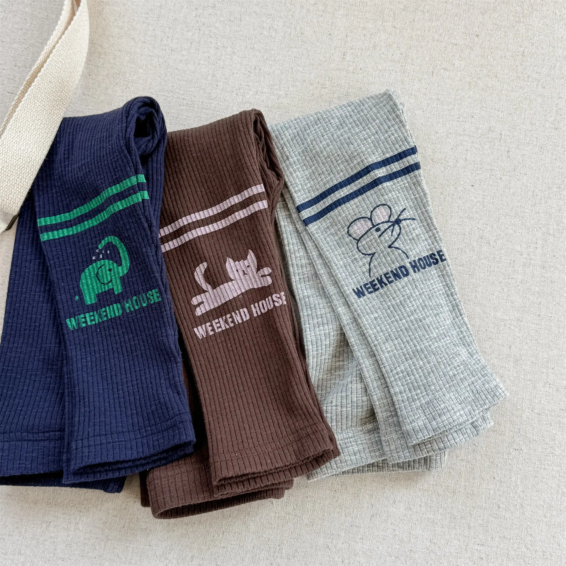 2025 Autumn New Girls Leggings Children Cotton Trousers Cute Cartoon Print Kids Girls Pants Baby Leggings Toddler Clothes
2025 Autumn New Girls Leggings Children Cotton Trousers Cute Cartoon Print Kids Girls Pants Baby Leggings Toddler Clothes