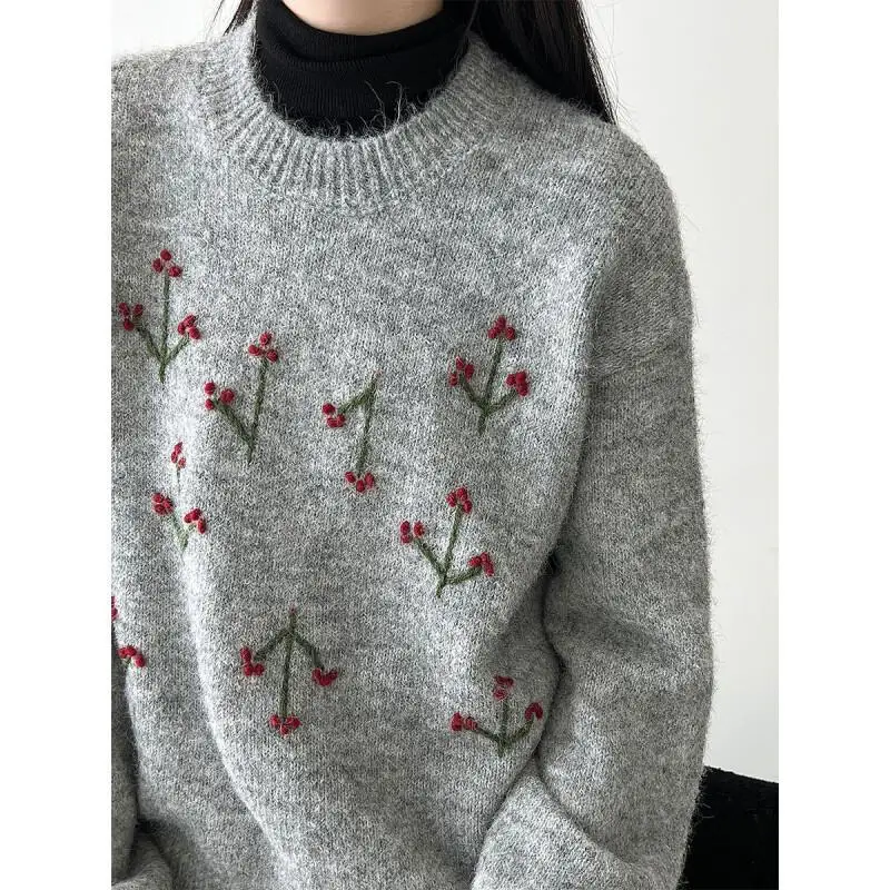 gentle Women's embroidery knit tops autumn winter new model vibes Korean style hood loose casual sweater Chic Female Sweaters
gentle Women's embroidery knit tops autumn winter new model vibes Korean style hood loose casual sweater Chic Female Sweaters