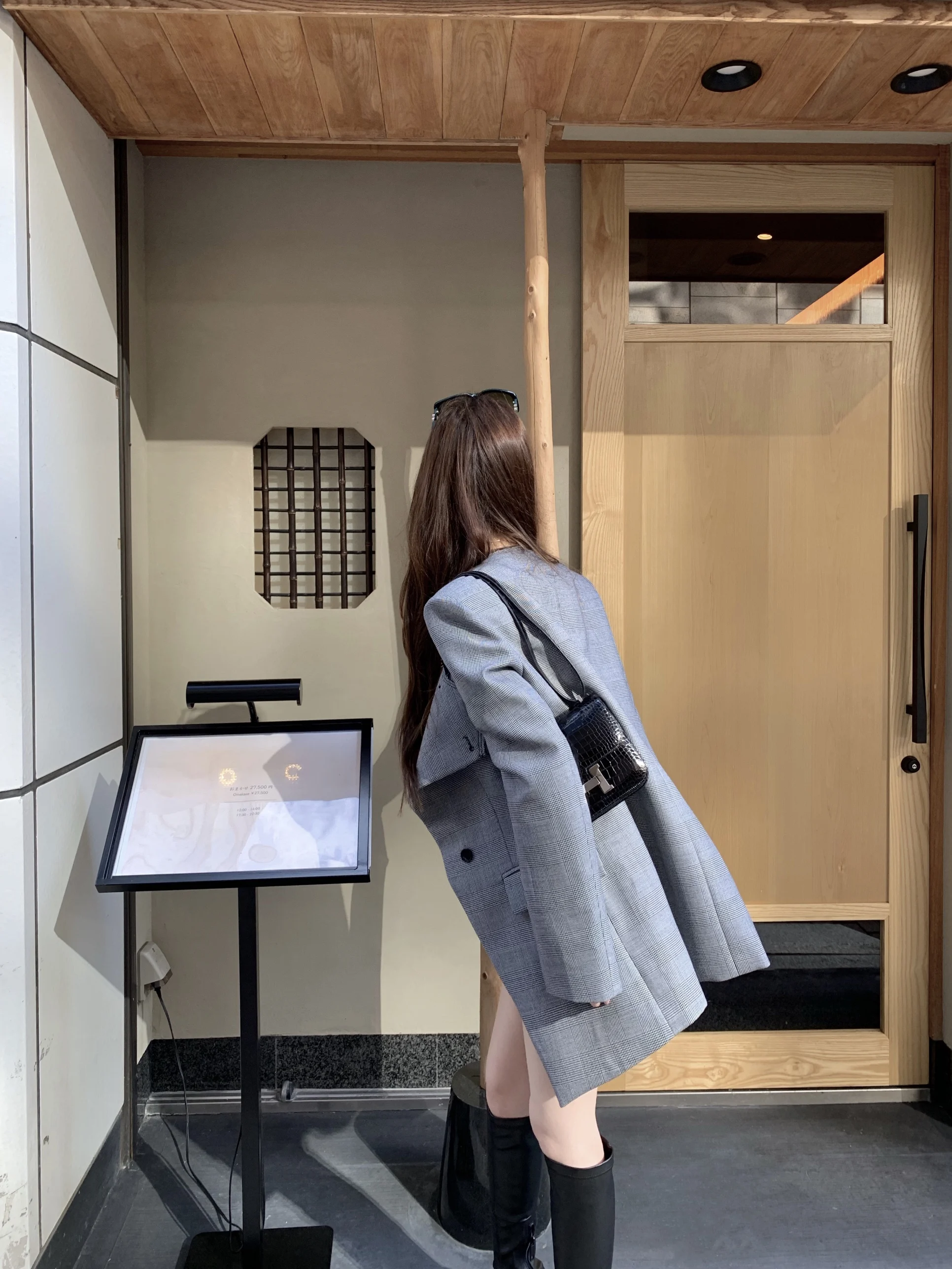 Пиджак в клетку для похудения CHICYOU Street Style, из шерстяной смеси, повседневный, с длинными рукавами, двубортный, женский, модная осенняя коллекция
Пиджак в клетку для похудения CHICYOU Street Style, из шерстяной смеси, повседневный, с длинными рукавами, двубортный, женский, модная осенняя коллекция