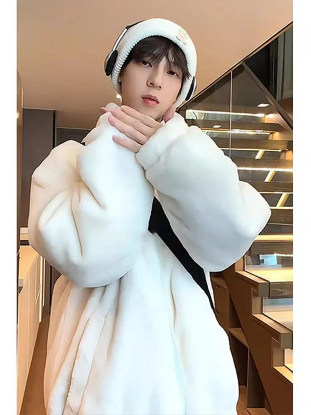 Зимняя мужская куртка из искусственного меха кролика с хлопковой подкладкой, утепленная, в американском стиле, для защиты от холода, для пар, модель Harbin, супер теплая, из овечьей шерсти, для мужчин, из Северо-Восточного Китая
Зимняя мужская куртка из искусственного меха кролика с хлопковой подкладкой, утепленная, в американском стиле, для защиты от холода, для пар, модель Harbin, супер теплая, из овечьей шерсти, для мужчин, из Северо-Восточного Китая