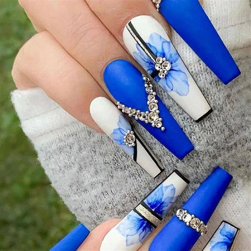 Blue Flowers Diamond Fake Nails Non Toxic Odorless False Nails Nail Art Decorations for Women Girls Party Wedding Events
Blue Flowers Diamond Fake Nails Non Toxic Odorless False Nails Nail Art Decorations for Women Girls Party Wedding Events