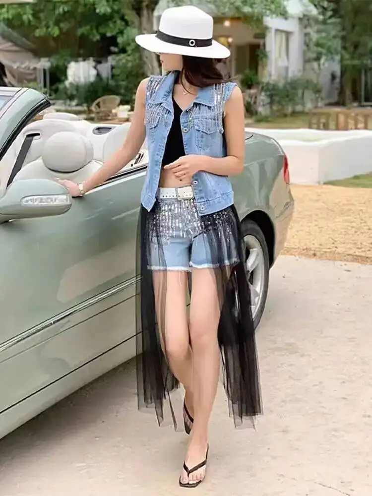 Korean Style Heavy Industry Sequined Denim Patchwork Mesh Sleeveless Tassel Vest Jacket For Women Spring 2026 TDJT
Korean Style Heavy Industry Sequined Denim Patchwork Mesh Sleeveless Tassel Vest Jacket For Women Spring 2026 TDJT