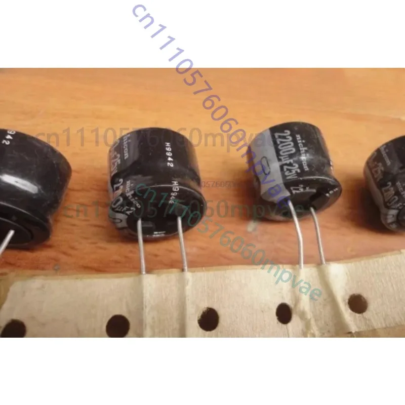 50pcs original Japanese Nichicon 25V 2200UF 18x15mm RS series 85 degrees electrolytic capacitor
50pcs original Japanese Nichicon 25V 2200UF 18x15mm RS series 85 degrees electrolytic capacitor