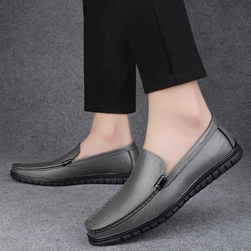 Luxury genuine leather men's shoes Comfortable minimalist and design style Black gray adult Daily business office shoes Hot
Luxury genuine leather men's shoes Comfortable minimalist and design style Black gray adult Daily business office shoes Hot
