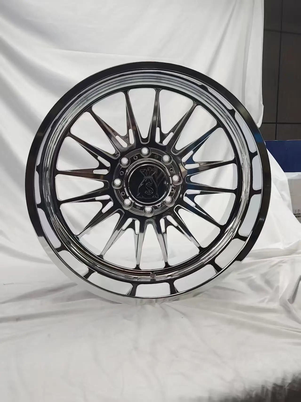 Custom Forged Wheel Alloy Car Rims Super Single Wheel for Ram Ford Truck 8x165.1 8x170 8x180 8x200 10x225 22 24 26 28 30
Custom Forged Wheel Alloy Car Rims Super Single Wheel for Ram Ford Truck 8x165.1 8x170 8x180 8x200 10x225 22 24 26 28 30