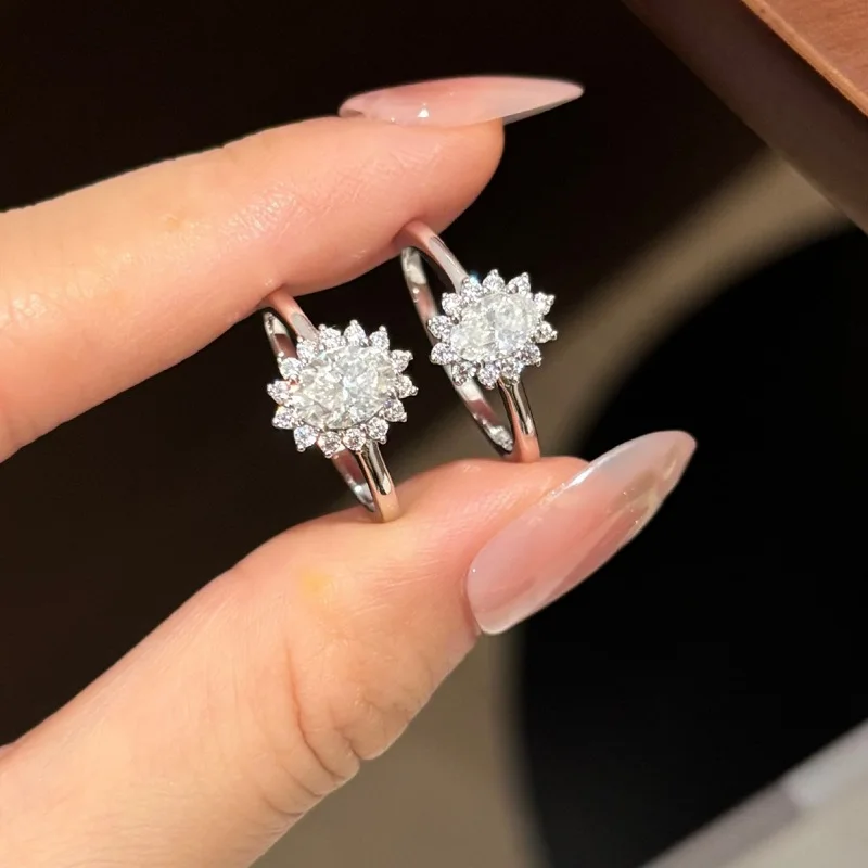 Apaison Luxury 0.5ct&1 Carat Sparkling Moissanite Women Wedding Ring - Engagement Anniversary 925 Sterling Silver Jewelry Gift
Apaison Luxury 0.5ct&1 Carat Sparkling Moissanite Women Wedding Ring - Engagement Anniversary 925 Sterling Silver Jewelry Gift