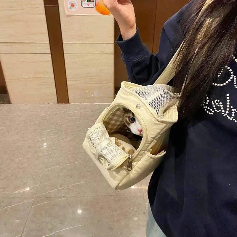 Portable Lightweight Dog Backpack Breathable Pet Travel Bag Small Capacity Large Capacity Outing Pet Bag Head Exposure
Portable Lightweight Dog Backpack Breathable Pet Travel Bag Small Capacity Large Capacity Outing Pet Bag Head Exposure
