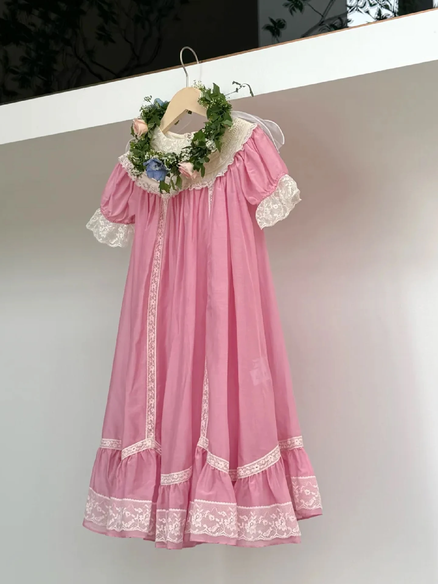 Sweet Pink Ruffle Children's Dress Girls' Midi Skirt Summer Fashionable Big Kids Clothing Short Sleeve round Neck Print Dress
Sweet Pink Ruffle Children's Dress Girls' Midi Skirt Summer Fashionable Big Kids Clothing Short Sleeve round Neck Print Dress