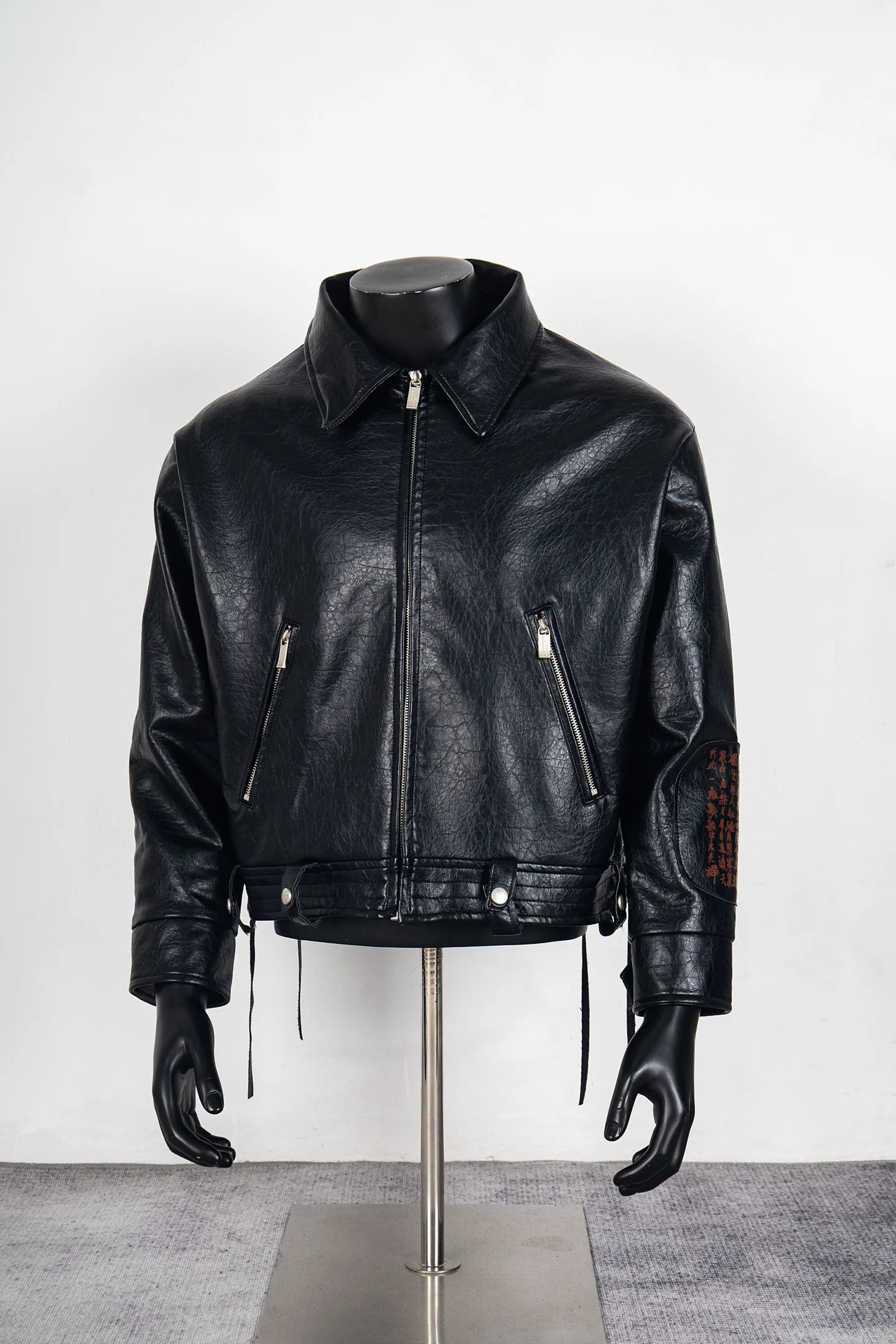 Новинка 2025 года, ERD Depred Rich Second Generation Limited ort, кожаный тюнер с широким принтом 24FW для мужчин и женщин, повседневный, теплый, крутой
Новинка 2025 года, ERD Depred Rich Second Generation Limited ort, кожаный тюнер с широким принтом 24FW для мужчин и женщин, повседневный, теплый, крутой