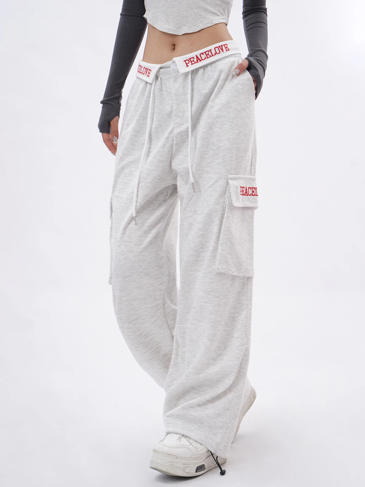 Low Waist Wide Leg Casual Pants Women's Spring Autumn Loose Fit Turn up Street Style Sweet Cool Trousers with Multiple Pockets
Low Waist Wide Leg Casual Pants Women's Spring Autumn Loose Fit Turn up Street Style Sweet Cool Trousers with Multiple Pockets