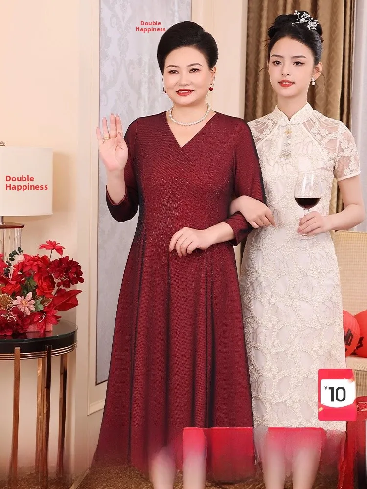Elegant Wedding Dress for Middle-Aged And Elderly Women Celebratory High-Class Engagement Ceremony Dress by YouAifei
Elegant Wedding Dress for Middle-Aged And Elderly Women Celebratory High-Class Engagement Ceremony Dress by YouAifei