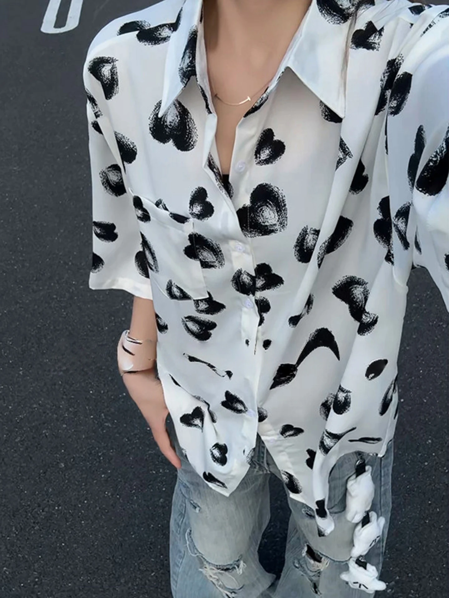 Love Print Ice Silk Short Sleeve Shirt Thin Design Summer Beachwear for Men And Women Breathable Cool Feeling Polyester Fiber
Love Print Ice Silk Short Sleeve Shirt Thin Design Summer Beachwear for Men And Women Breathable Cool Feeling Polyester Fiber