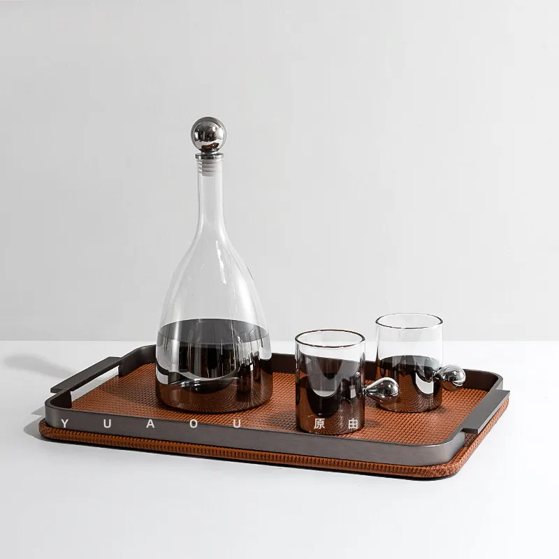 WW20 simple light luxury silver glass kettle tray set model room home living room coffee table desktop high-end decoration
WW20 simple light luxury silver glass kettle tray set model room home living room coffee table desktop high-end decoration