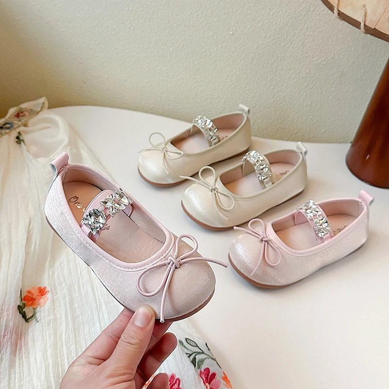 Children's Flats Spring Autumn Girls Ballet Shoes Fashion Luxury Rhinestone Princess Causal Kids Leather Shoes Slip-on Versatile
Children's Flats Spring Autumn Girls Ballet Shoes Fashion Luxury Rhinestone Princess Causal Kids Leather Shoes Slip-on Versatile