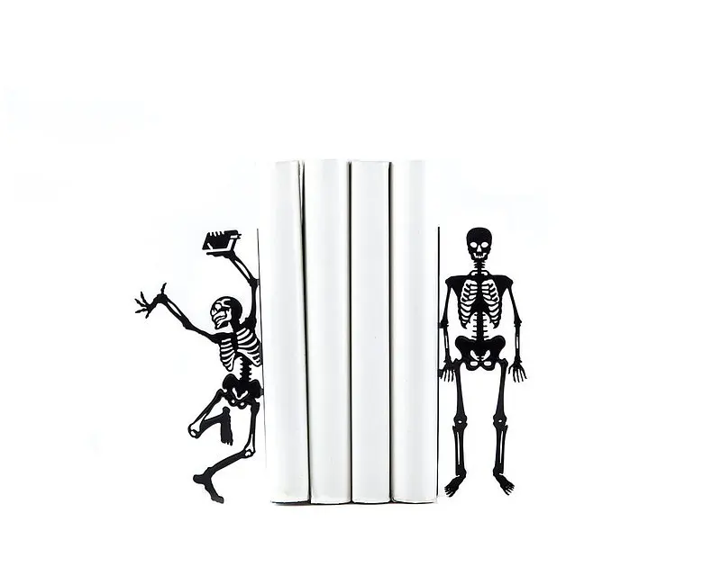 Creative Iron Bookshelf Happy Skull Baffle Book Stack Holder Book Stand Shelf Student Storage by Bookend Ornament
Creative Iron Bookshelf Happy Skull Baffle Book Stack Holder Book Stand Shelf Student Storage by Bookend Ornament