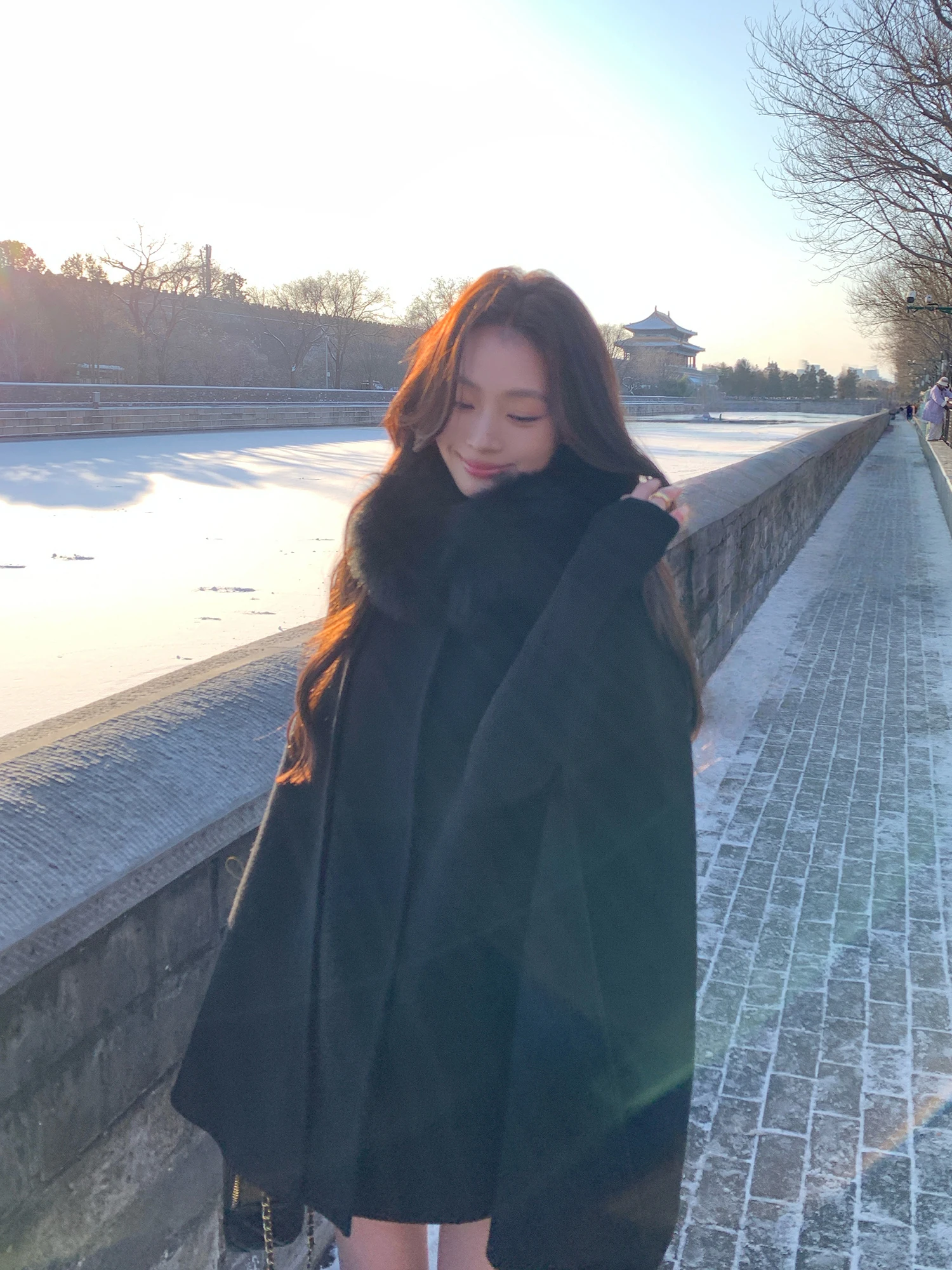 Шерстяное пальто Pusumede Moonlight Miss с меховым воротником, двустороннее, женское, класса люкс, повседневное
Шерстяное пальто Pusumede Moonlight Miss с меховым воротником, двустороннее, женское, класса люкс, повседневное