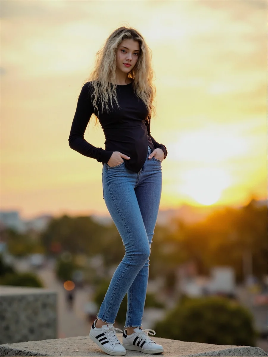 Узкие узкие синие джинсы женские готические темные рваные черные джинсовые прямые джинсы в уличном стиле панк Y2K женские брюки классические винтажные
Узкие узкие синие джинсы женские готические темные рваные черные джинсовые прямые джинсы в уличном стиле панк Y2K женские брюки классические винтажные