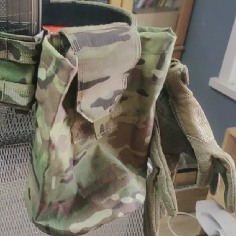 Outdoor New Tactical Folding Recycling Bag Miscellaneous Bag
Outdoor New Tactical Folding Recycling Bag Miscellaneous Bag
