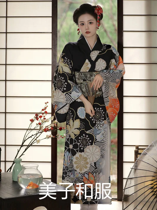 Kimono Women's Formal Dress Traditional Japanese Black Girls Outdoor Photography Improved Halloween Performance Props Clothing
Kimono Women's Formal Dress Traditional Japanese Black Girls Outdoor Photography Improved Halloween Performance Props Clothing
