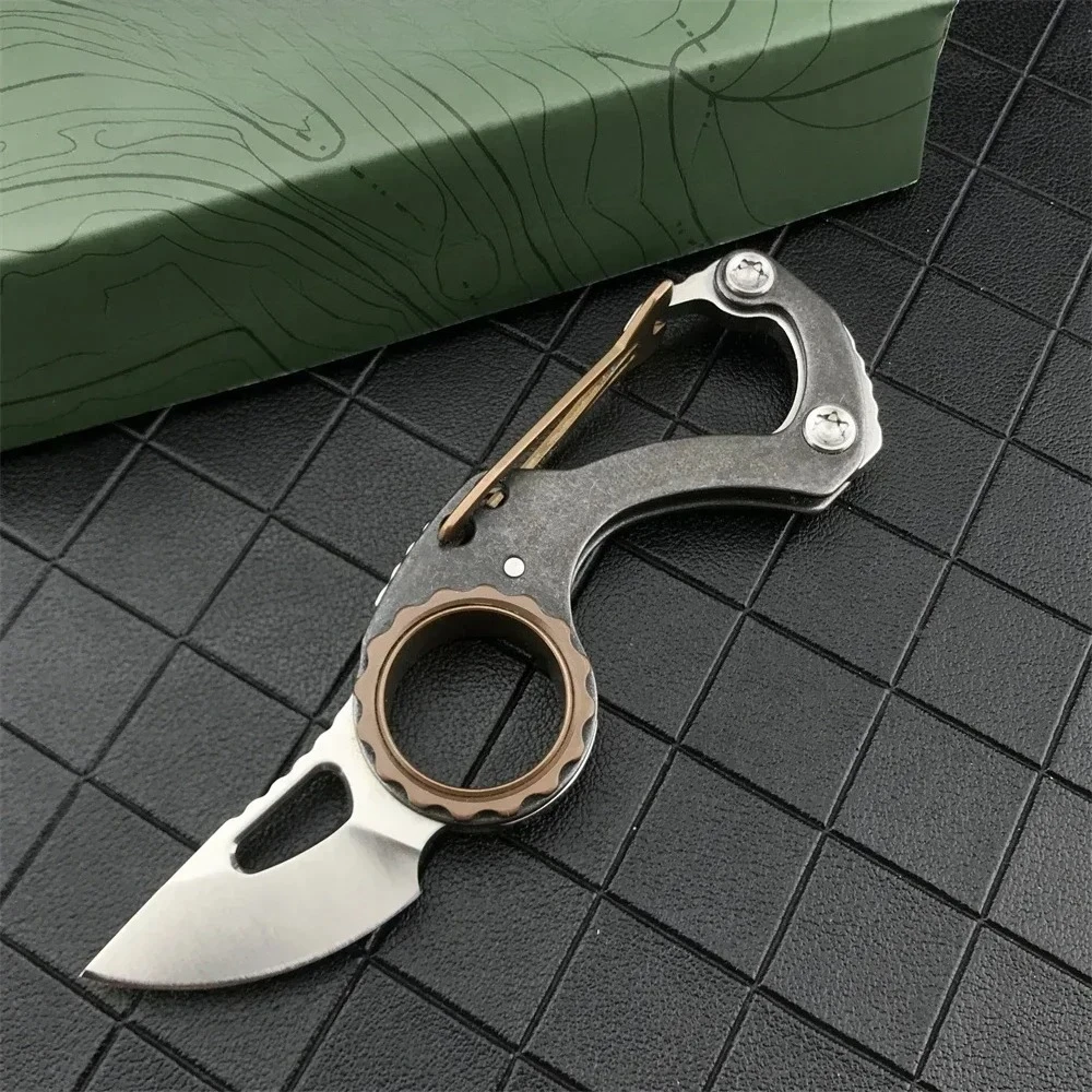 9082 Portable Keychain Pocket Knife 8Cr13Mov Blade 420 Steel Handle Ultra Light EDC Cutter Camping Fishing BBQ Picnic Backpacking Gardening Farm Harvest Road Trip Household Kitchen Fruit Processing Daily Carry Mini Utility Tool
9082 Portable Keychain Pocket Knife 8Cr13Mov Blade 420 Steel Handle Ultra Light EDC Cutter Camping Fishing BBQ Picnic Backpacking Gardening Farm Harvest Road Trip Household Kitchen Fruit Processing Daily Carry Mini Utility Tool