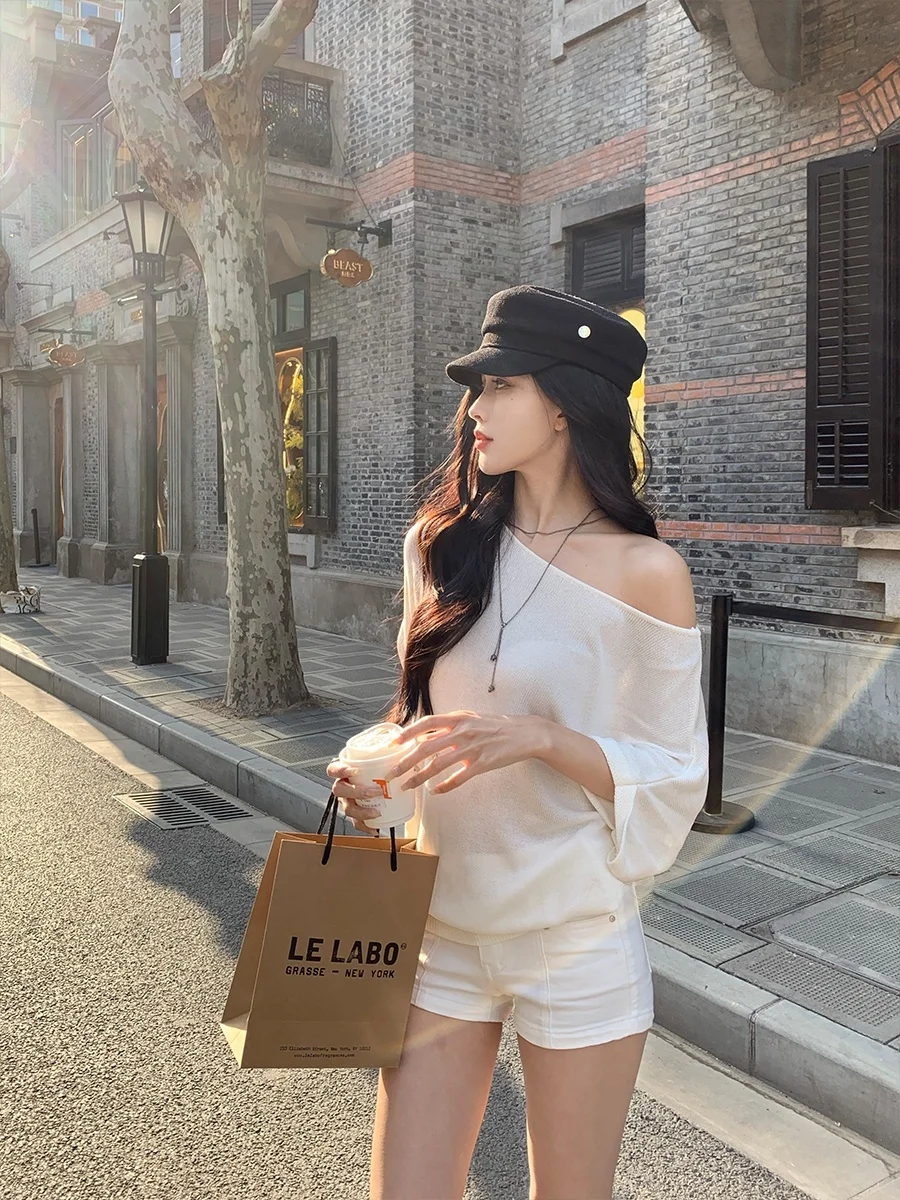 Chenxi He Lazy White Свободная футболка с овальными плечами Женская летняя сексуальная ключица середины све Верхний утягивающий топ Повседневный Sle
Chenxi He Lazy White Свободная футболка с овальными плечами Женская летняя сексуальная ключица середины све Верхний утягивающий топ Повседневный Sle