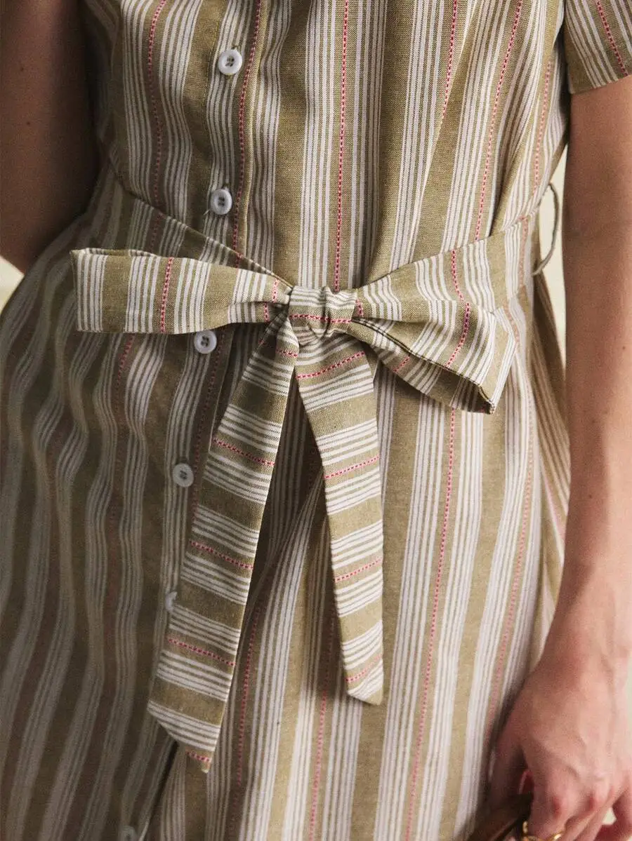 Striped Short Sleeve Button-Down Shirt With Belt Tie | Casual Vintage Womens Top
Striped Short Sleeve Button-Down Shirt With Belt Tie | Casual Vintage Womens Top