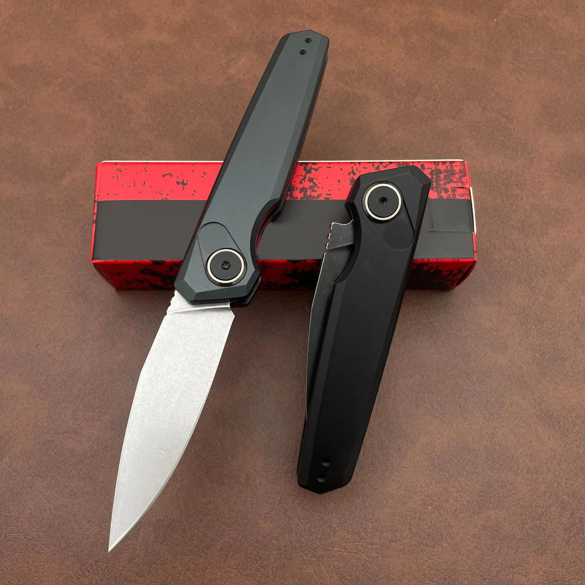 2Models 7551BLK Launch 18 Folding Knife 2.79" CPM-154 Drop Point Blade, Aluminum Handles
2Models 7551BLK Launch 18 Folding Knife 2.79" CPM-154 Drop Point Blade, Aluminum Handles