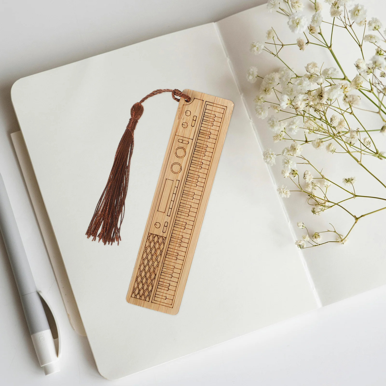 3pcs Bamboo Bookmarks Lightweight Gifts Reading Decorative Page Exquisite Bookmarks Markers for Women Students
3pcs Bamboo Bookmarks Lightweight Gifts Reading Decorative Page Exquisite Bookmarks Markers for Women Students