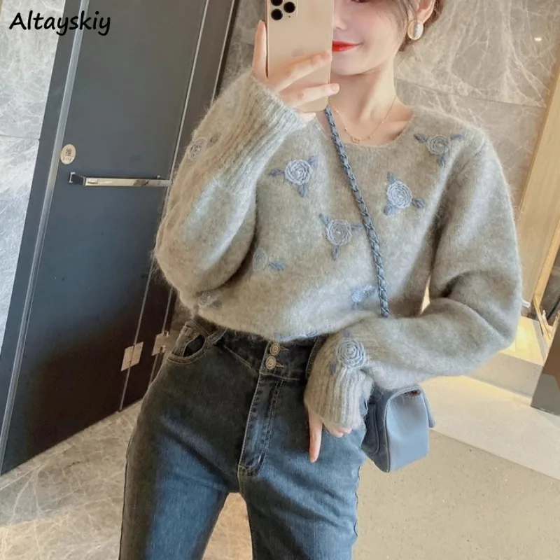 Pullovers Women Embroidery Floral Knitted Tender Sweater All-match Leisure Temperament Loose Fit Tops Elegant Female Gentle Soft
Pullovers Women Embroidery Floral Knitted Tender Sweater All-match Leisure Temperament Loose Fit Tops Elegant Female Gentle Soft