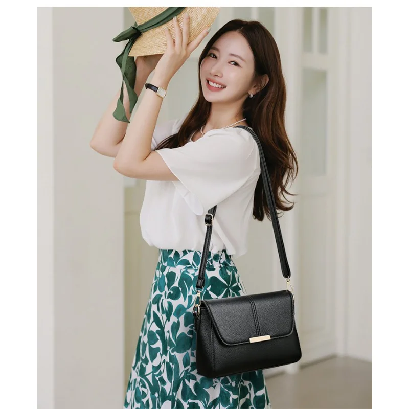 Women's Tote Bag Made Of Stripe-Dot-Printed Leather Featuring Paris Casual Vintage Lightweight Soft Commuter Daily Look
Women's Tote Bag Made Of Stripe-Dot-Printed Leather Featuring Paris Casual Vintage Lightweight Soft Commuter Daily Look