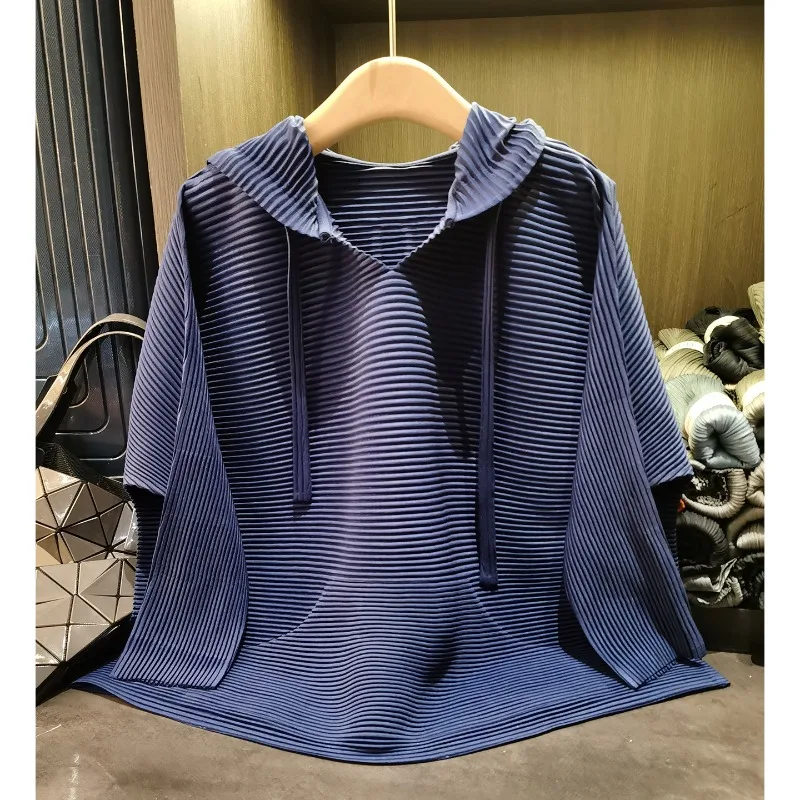 Miyake Pleated New Drawstring Hoodie 2026 Spring Temperament Pullover Loose Plus Size Solid Color Bat Sleeve Pleats Tops Women
Miyake Pleated New Drawstring Hoodie 2026 Spring Temperament Pullover Loose Plus Size Solid Color Bat Sleeve Pleats Tops Women
