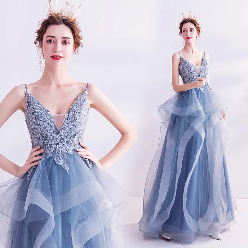 Spaghetti Strap Appliques Evening Prom Dresses Off The Shoulder Formal Prom Gowns Simple Floor-Length Vestidos
Spaghetti Strap Appliques Evening Prom Dresses Off The Shoulder Formal Prom Gowns Simple Floor-Length Vestidos