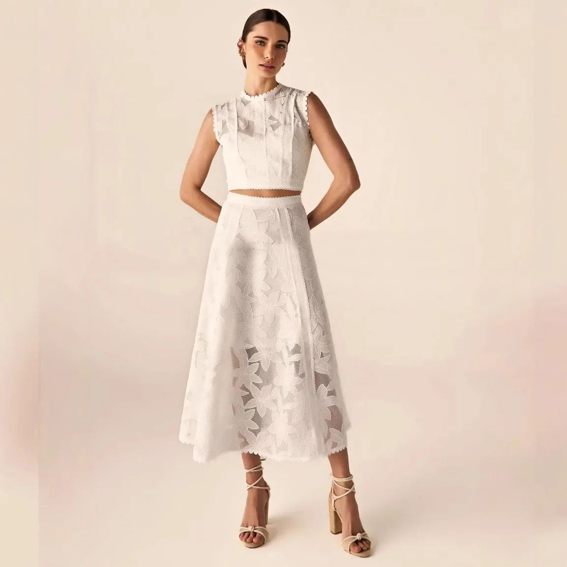 Women French Elegant O Neck White Crop Top + High Waist A-Line Skirt Embroidery 2 Piece Skirt Set Office Lady Party Prom
Women French Elegant O Neck White Crop Top + High Waist A-Line Skirt Embroidery 2 Piece Skirt Set Office Lady Party Prom