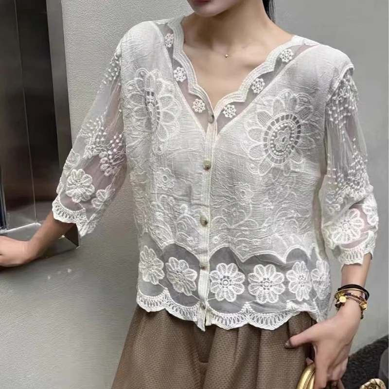 Sheer Lace Blouse Top Floral Embroidery Half Sleeve V-Neck Button Front Shirt Women Summer Tops Boho Cottagecore Festival
Sheer Lace Blouse Top Floral Embroidery Half Sleeve V-Neck Button Front Shirt Women Summer Tops Boho Cottagecore Festival