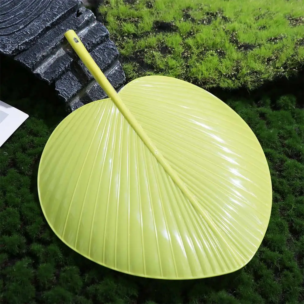 Plastic Artificial Palm-Leaf Fan Large Size Thickened Artificial Straw Fan Vintage Cattail Leaf Fan Photo Props
Plastic Artificial Palm-Leaf Fan Large Size Thickened Artificial Straw Fan Vintage Cattail Leaf Fan Photo Props