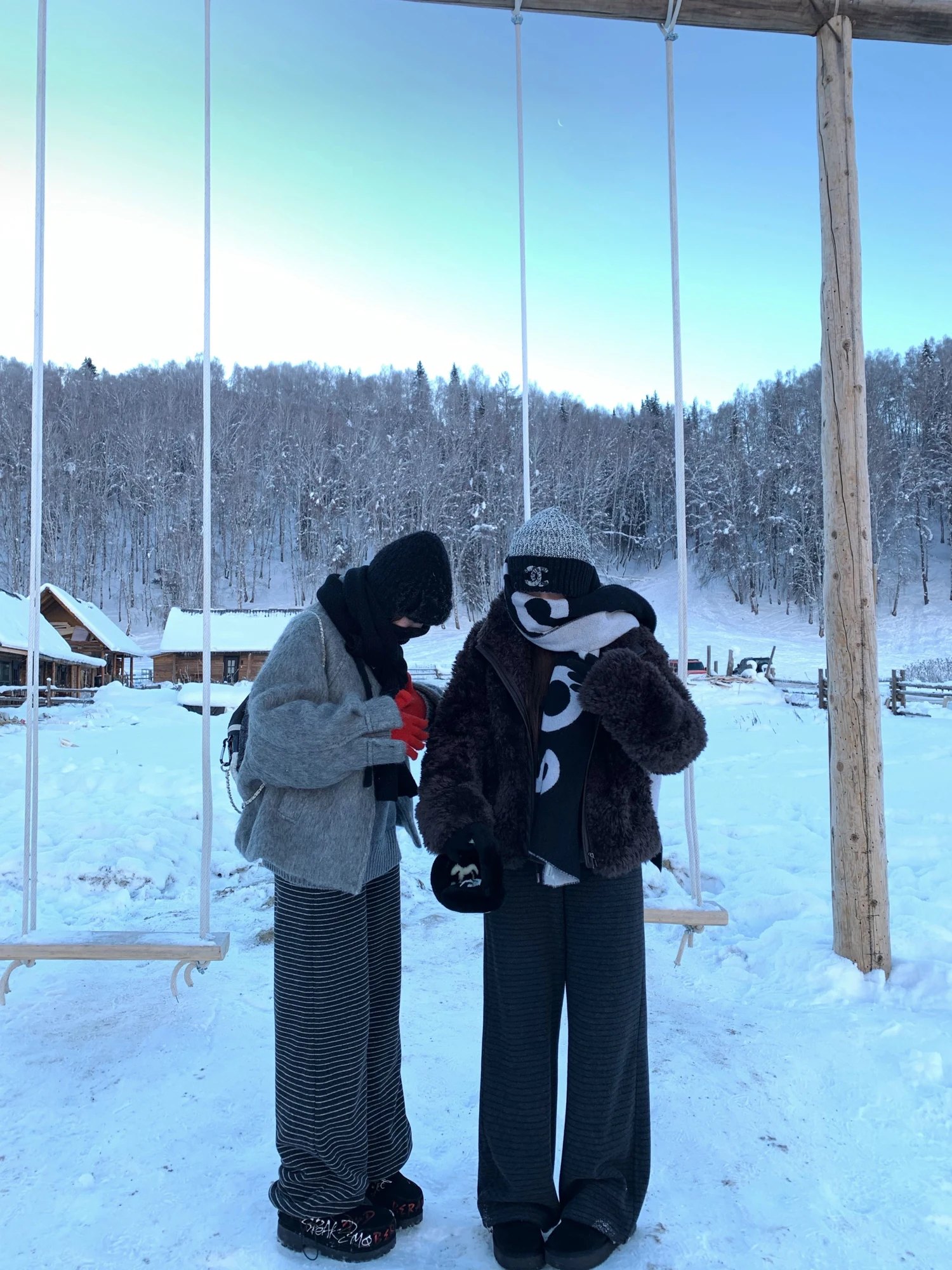 Женские брюки свободного кроя с высокой талией, на флисовой подкладке, в полоску, в корейском стиле, повседневные, вдохновленные модой артистов
Женские брюки свободного кроя с высокой талией, на флисовой подкладке, в полоску, в корейском стиле, повседневные, вдохновленные модой артистов