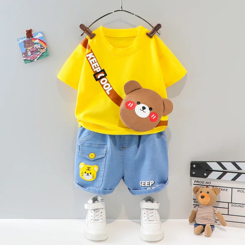 Children's Summer Outfit Cartoon Short Sleeve Shorts Two-Piece Set Stylish Cute Animal Crossbody Bag
Children's Summer Outfit Cartoon Short Sleeve Shorts Two-Piece Set Stylish Cute Animal Crossbody Bag
