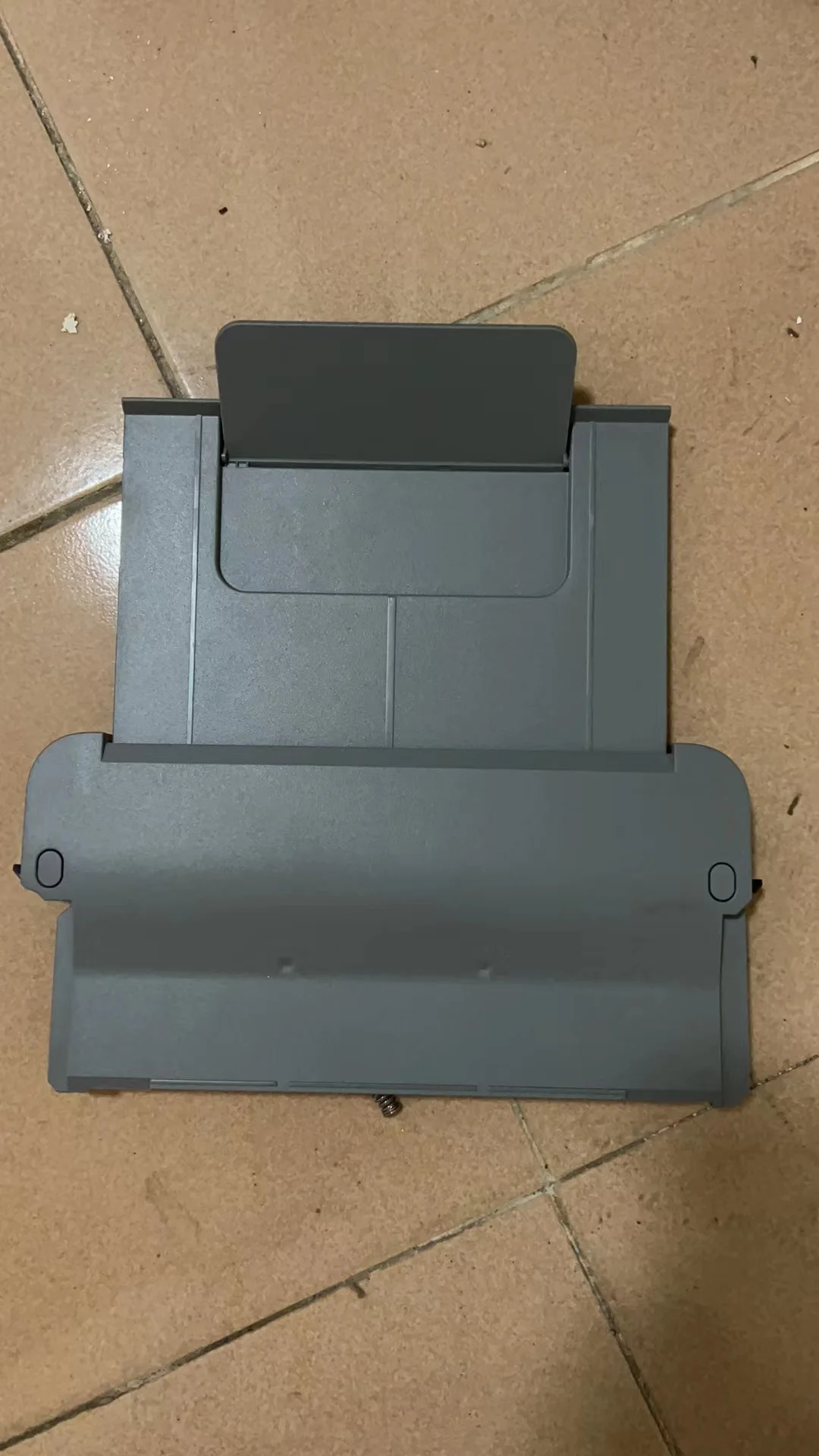 Выходной лоток 1KR42-90014 подходит для HP 9015E 9010 9012 9015 9016 9018E 9019E 9013E 9010E 9015 9013 9018 9016E 9014E 9019 9014
Выходной лоток 1KR42-90014 подходит для HP 9015E 9010 9012 9015 9016 9018E 9019E 9013E 9010E 9015 9013 9018 9016E 9014E 9019 9014