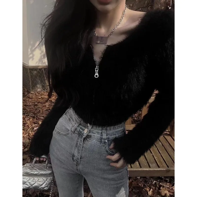 Women's Winter New Fashion High Street Sweater French Vintage Design Long Sleeve Knitwear American Cardigan Slimming Short Tops
Women's Winter New Fashion High Street Sweater French Vintage Design Long Sleeve Knitwear American Cardigan Slimming Short Tops