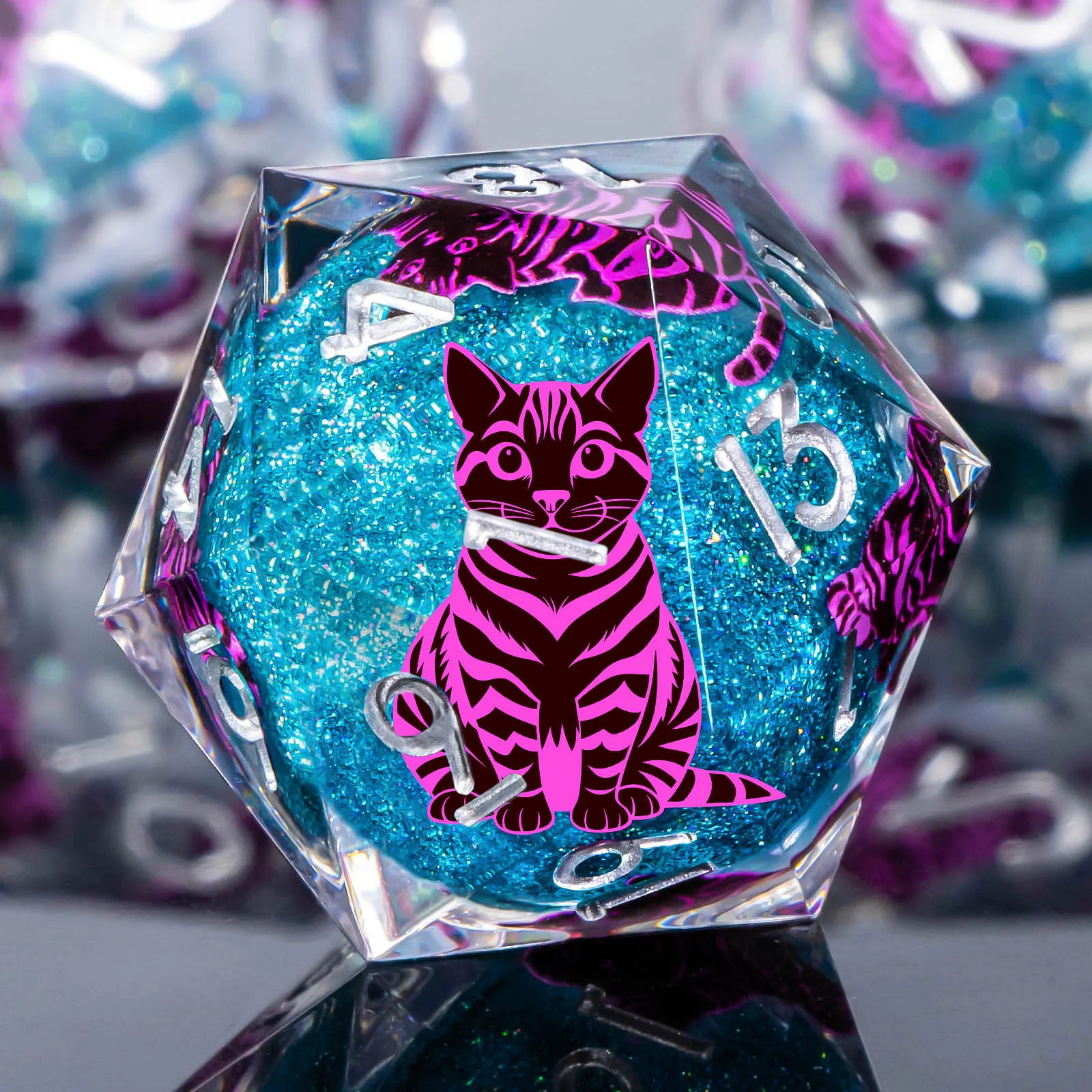 Набор из 7 предметов Cat DND Resin Liquid Core, набор многогранных кубиков с острыми краями для настольных игр Dungeon and Dragon Dice RPG
Набор из 7 предметов Cat DND Resin Liquid Core, набор многогранных кубиков с острыми краями для настольных игр Dungeon and Dragon Dice RPG