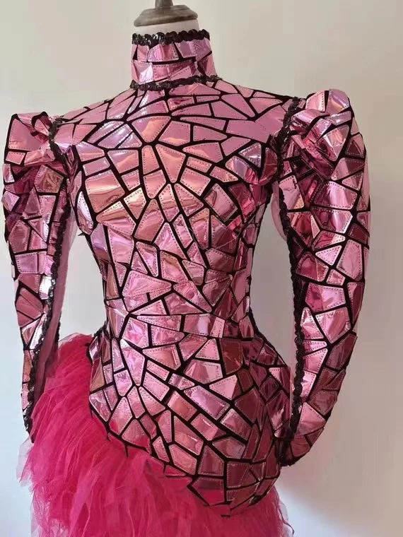 Stage Costume For Singer Women pink Mirror long sleeve Dress backless tight lace Sexy Party Prom Birthday Dresses club celebrity
Stage Costume For Singer Women pink Mirror long sleeve Dress backless tight lace Sexy Party Prom Birthday Dresses club celebrity