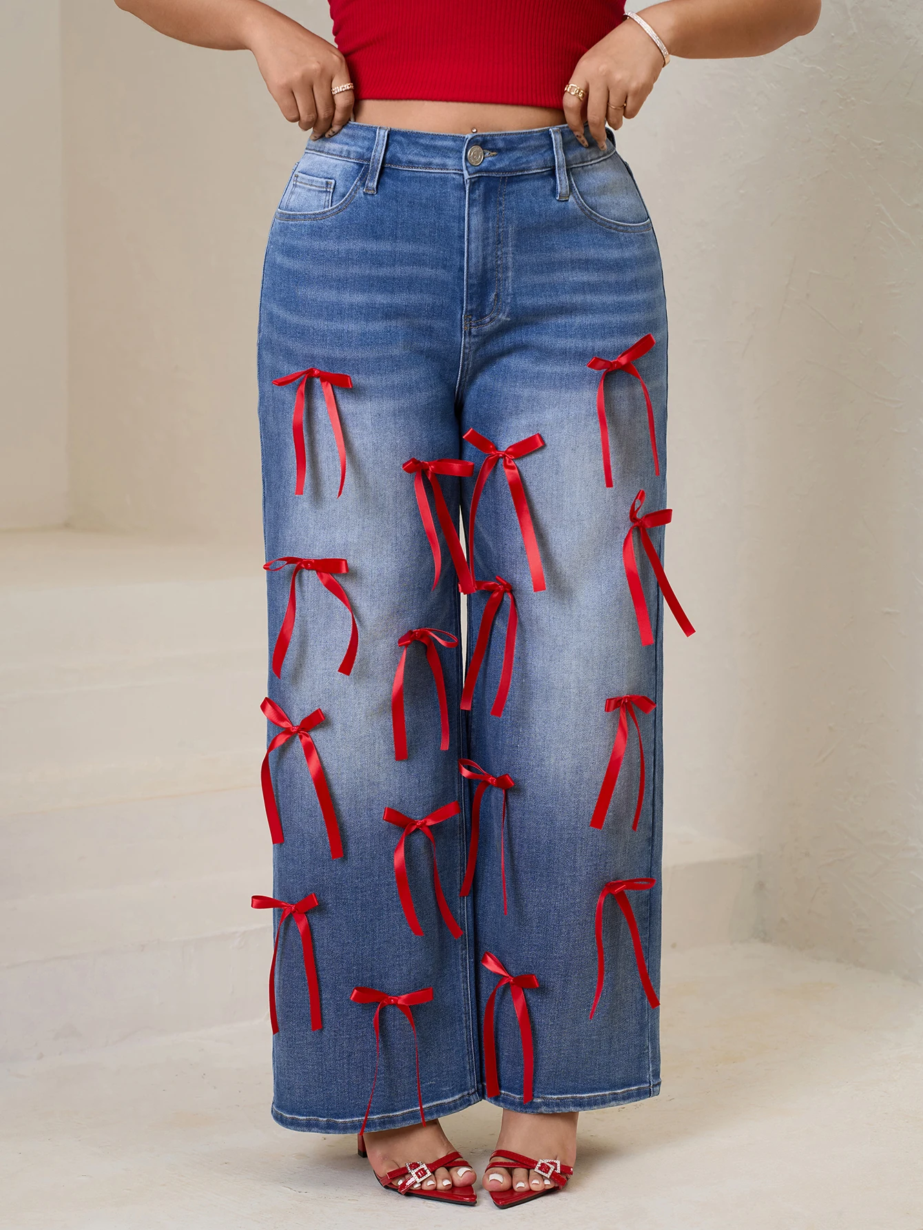 Ladies' oversized wide-leg jeans - high-stretch wide-leg pants with a Christmas-themed red bow decoration, a casual must-have fo
Ladies' oversized wide-leg jeans - high-stretch wide-leg pants with a Christmas-themed red bow decoration, a casual must-have fo
