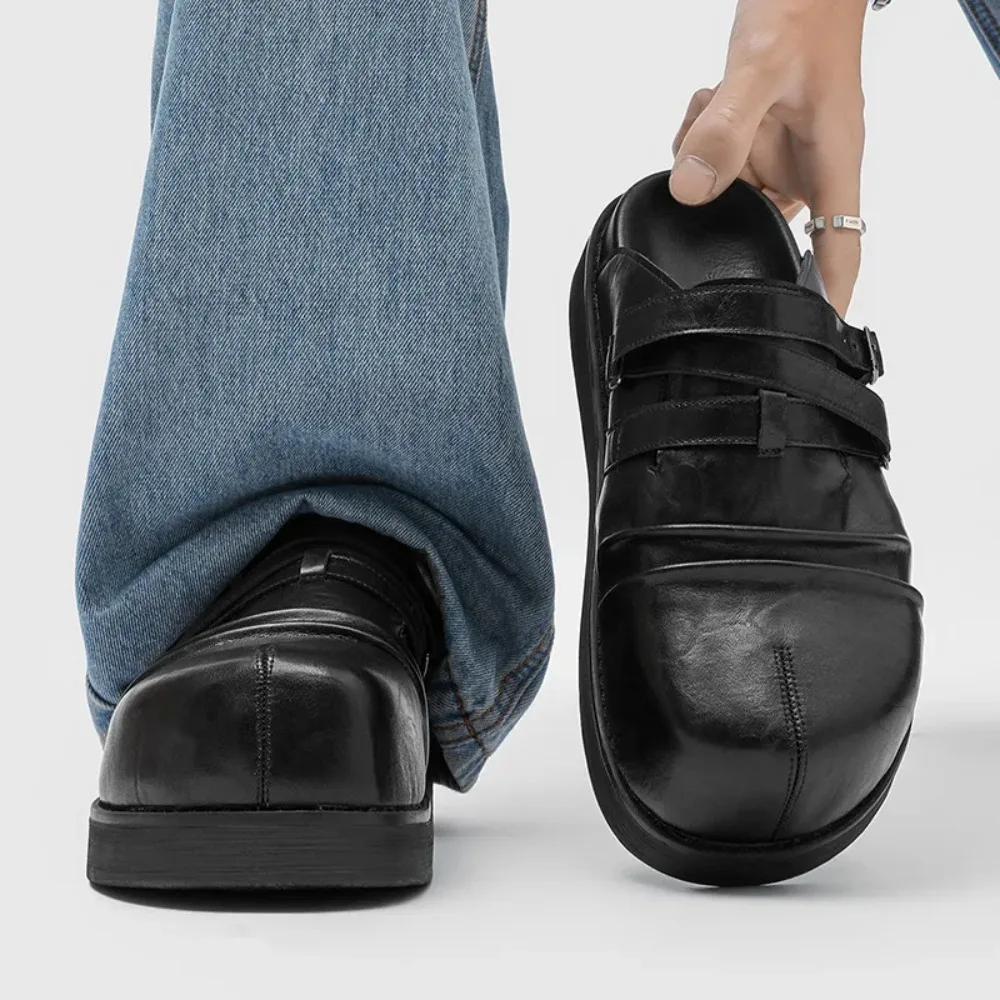 Thick Bottom Flat Head Slippers Unisex Slip-On Casual Rubber Sole Ultra-Leather Upper Foot Covering Design Comfortable Lazy S...
Thick Bottom Flat Head Slippers Unisex Slip-On Casual Rubber Sole Ultra-Leather Upper Foot Covering Design Comfortable Lazy S...