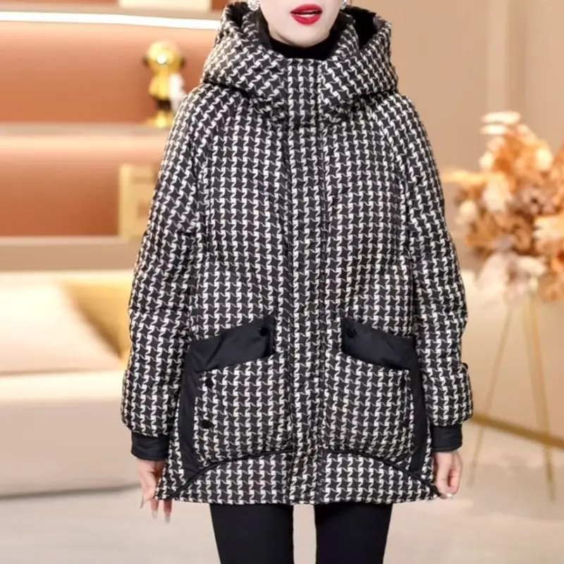 Women's Autumn Winter Top Coat Cotton Coat Houndstooth Middle-aged and Elderly Retro Simple Comfortable Casual Soft Niche Skinny
Women's Autumn Winter Top Coat Cotton Coat Houndstooth Middle-aged and Elderly Retro Simple Comfortable Casual Soft Niche Skinny